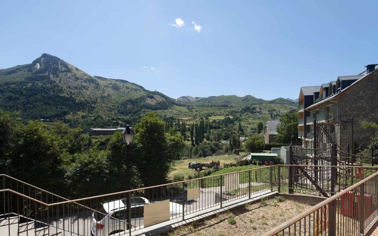 El Balcon Familiar Del Pacino Appartement Sallent de Gállego Buitenkant foto