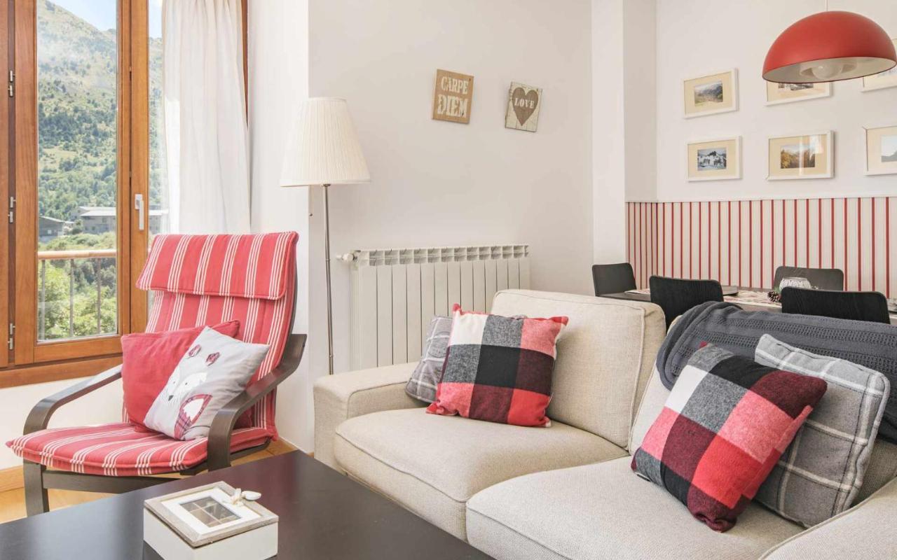 El Balcon Familiar Del Pacino Appartement Sallent de Gállego Buitenkant foto